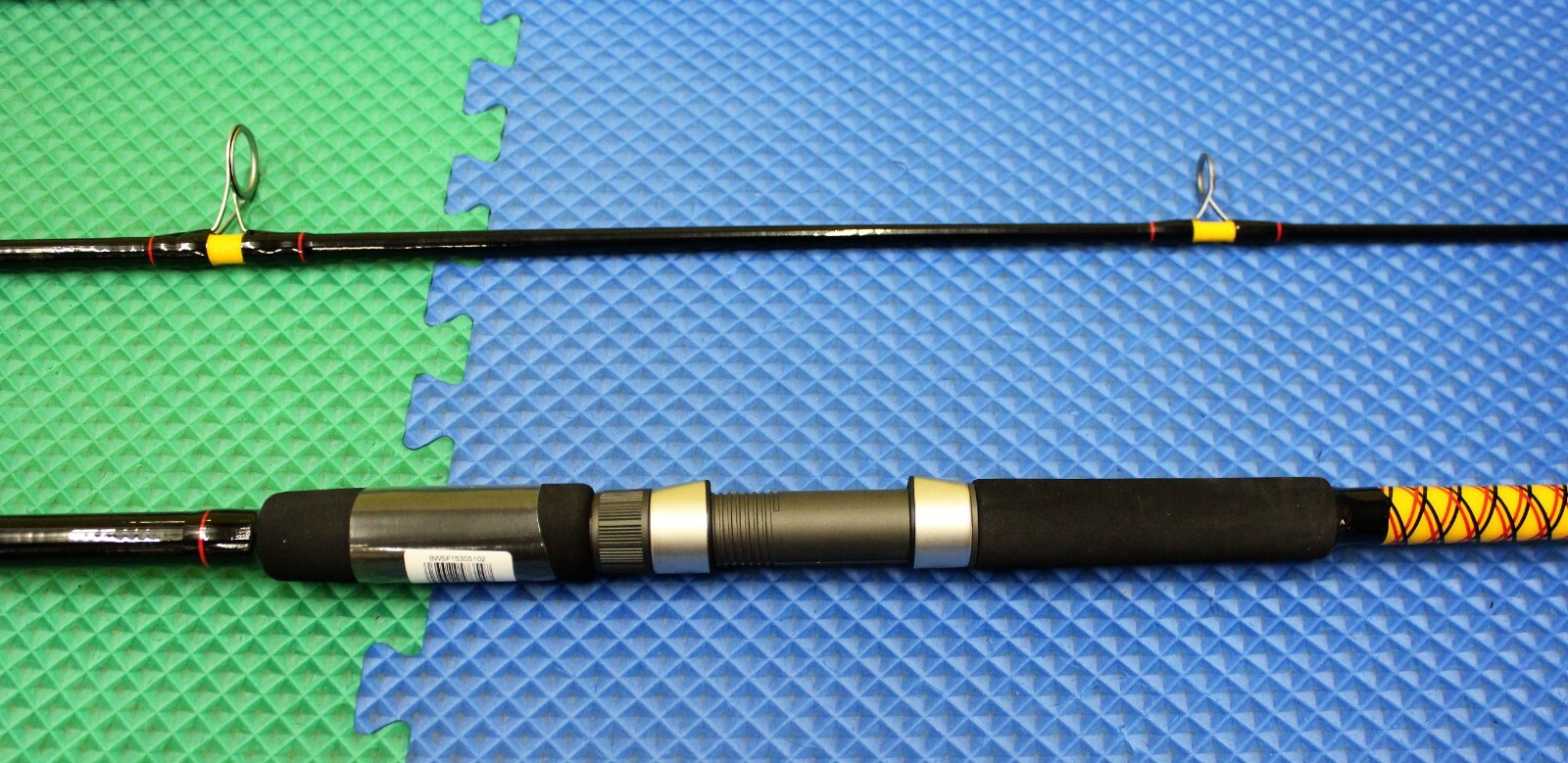 Ugly Stik Bigwater 10′ Spin Rod Medium Heavy 2-Piece BWSF1530S102 1539235