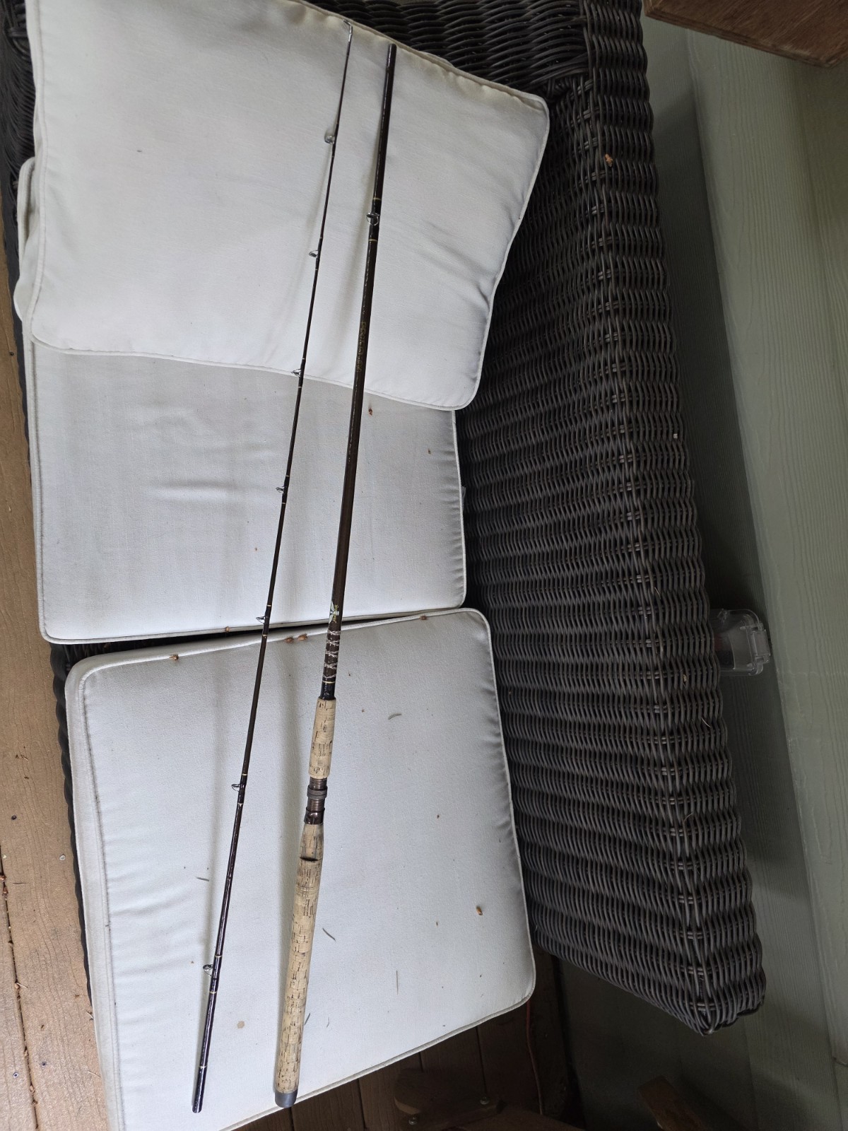 Fenwick Fenglass Old Glass Spin Rod 8ft 7in No Guide Damage Fishing Equipment