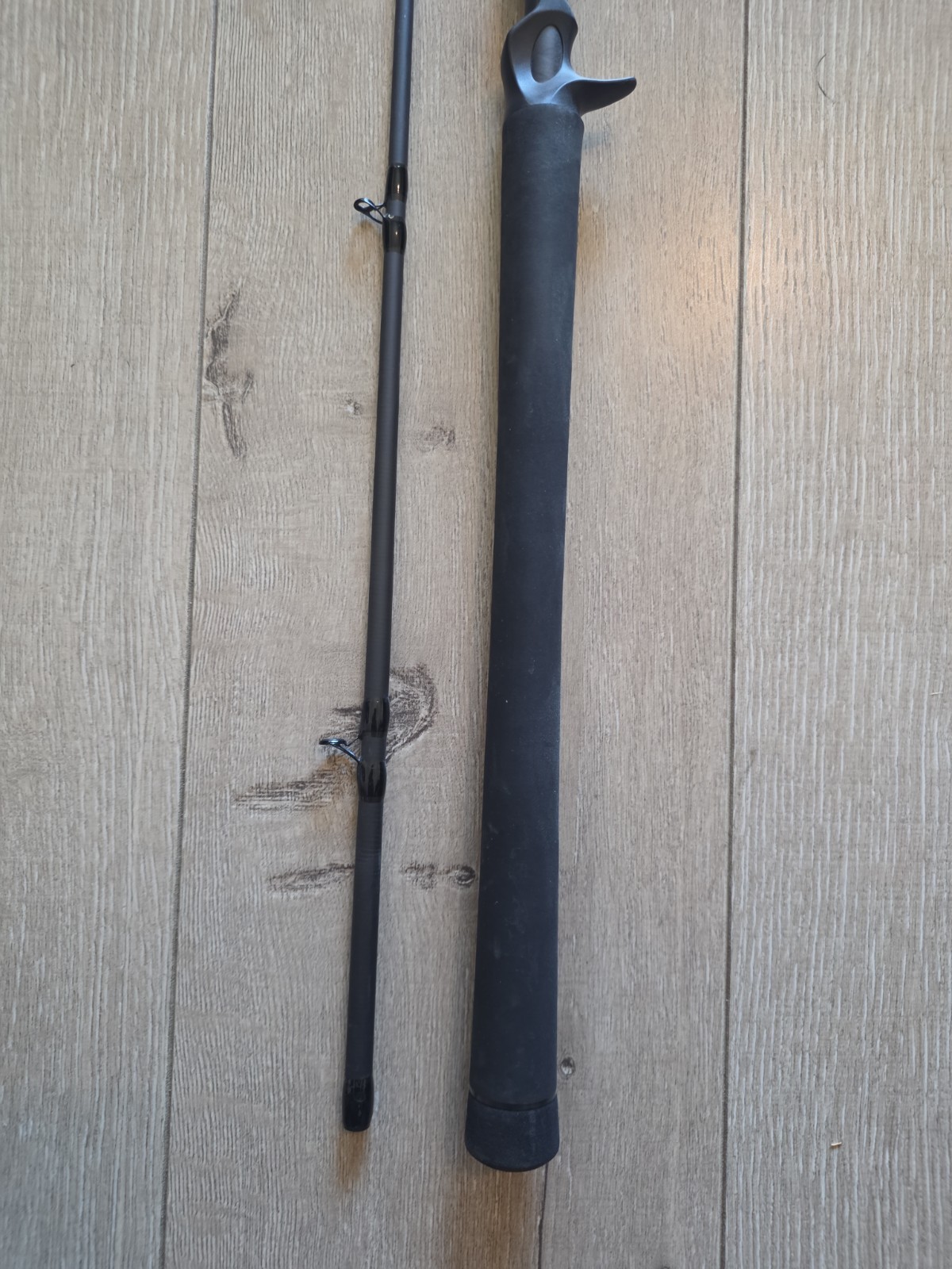 Berkley Lightning Rod BTLR862MH 8’6″ MH Casting Rod 10-20lb 1/2-1-1/2oz