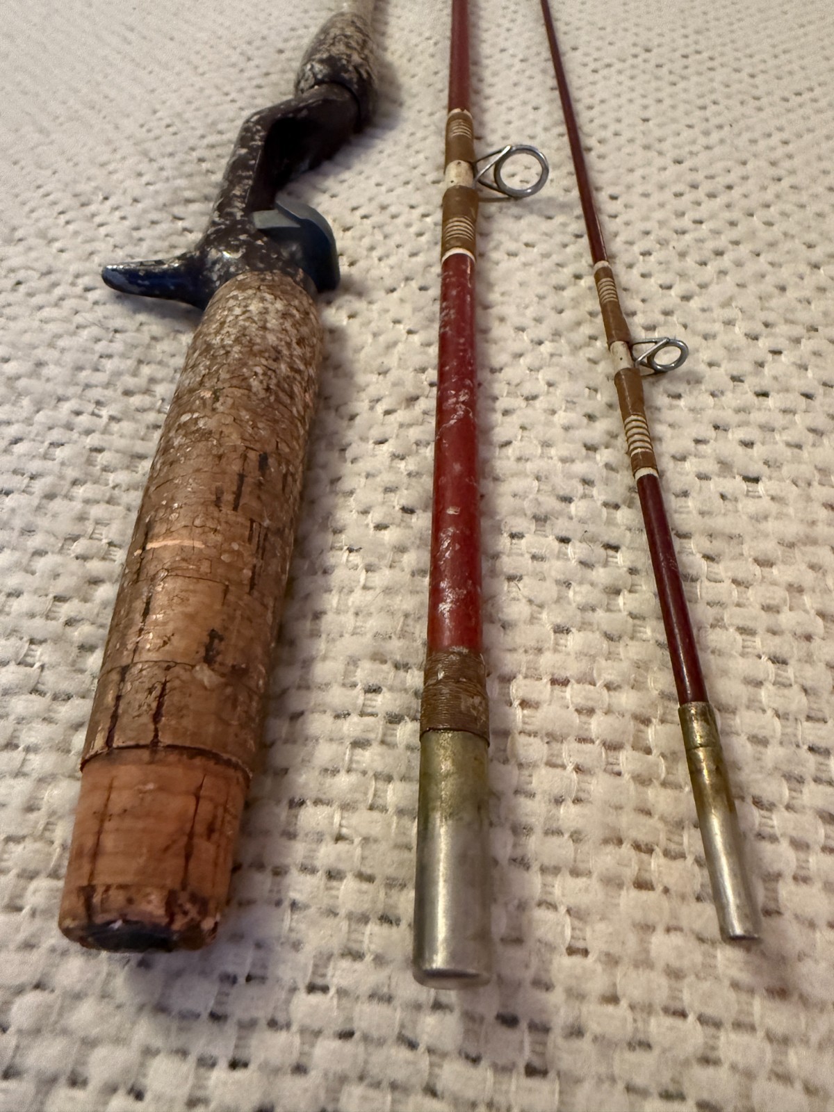 True Temper 3 Piece Spin Cast Rod