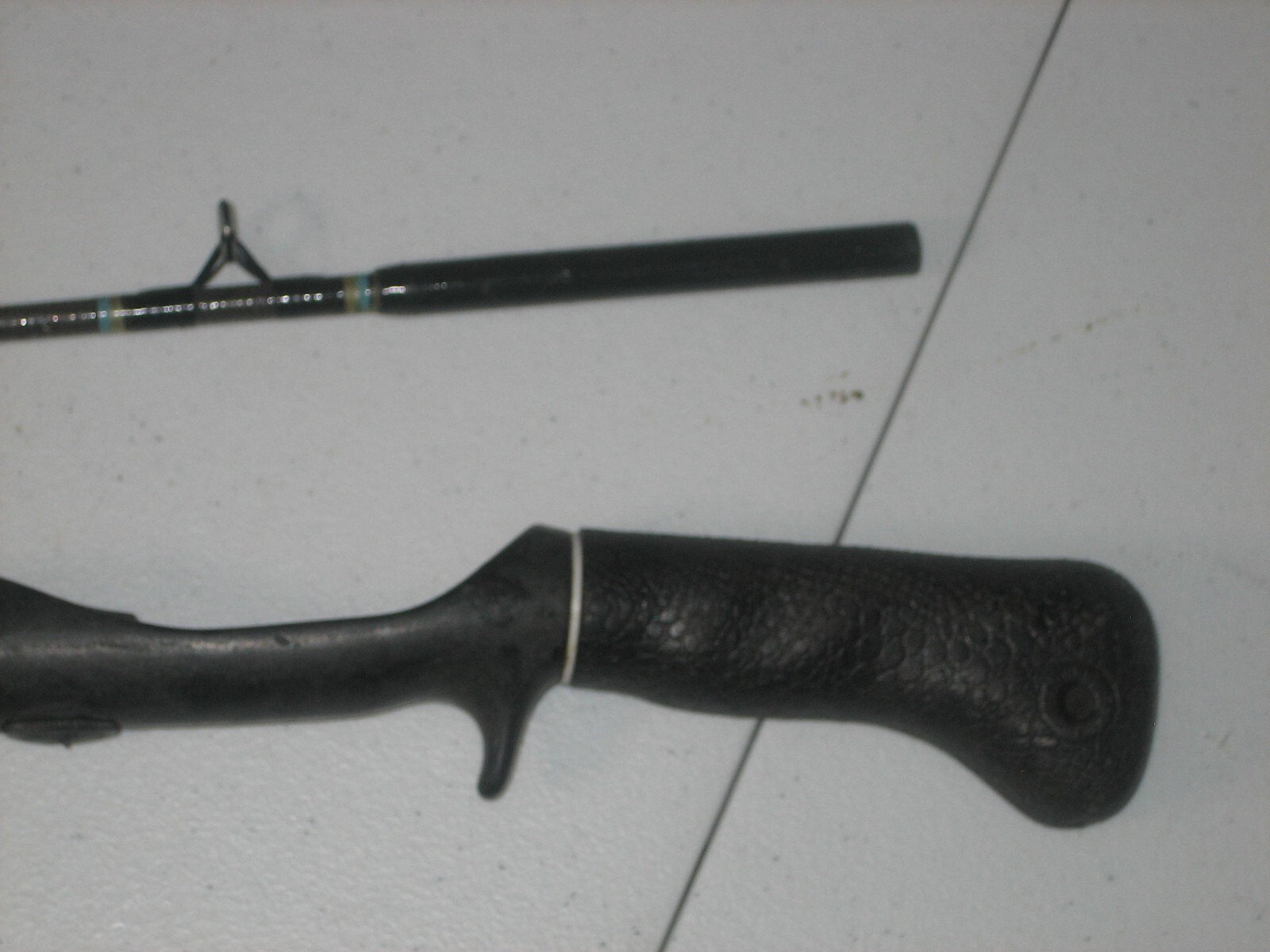 HERMAN`S 2260SC 6′ MEDIUM CUSTOM BUILT GRAPHITE/GLASS FISHING POLE