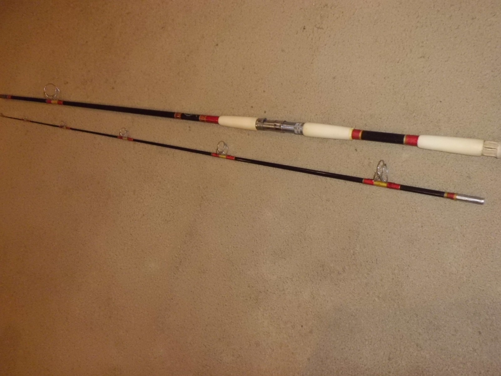 Vintage HARNELL 680 Spinning Surf 11′ Rod made in USA