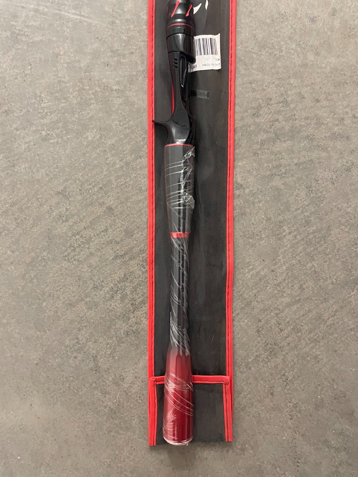Fertilundant FLD 7ft Carbon Fiber Spinning Fishing Rod – Two Piece – Red