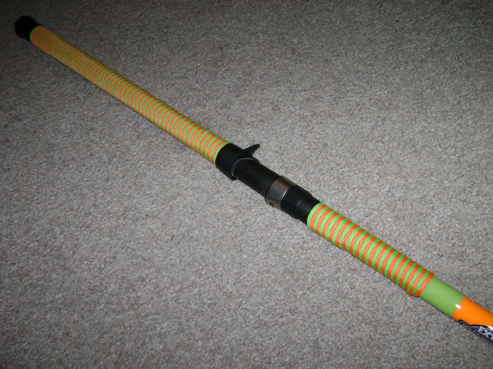 GLOW ROD MEAT HUNTER EXTREME 10′ ORANGE GLOW Casting Rod – BIG FISH, STRIPER !