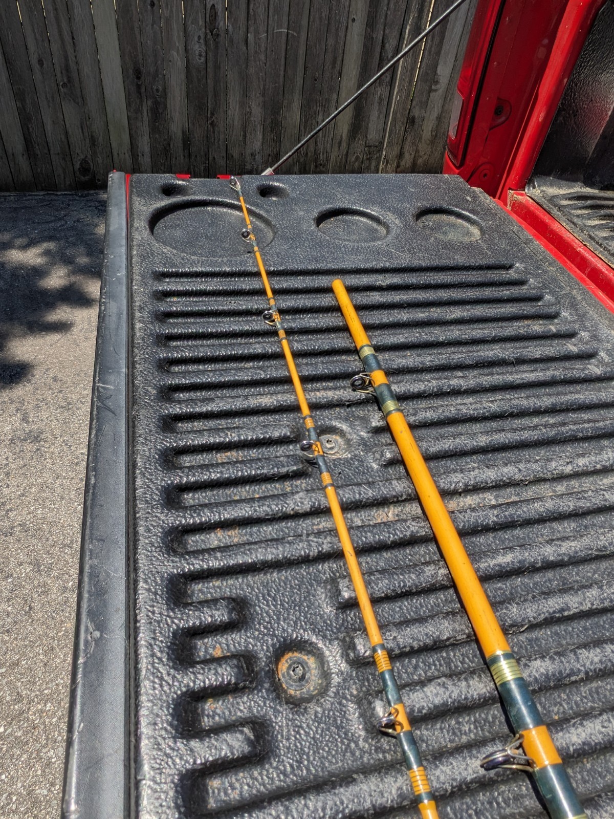 Eagle Claw Starfire SF400 Trolling Rod Yellow Black 8.5 ft 2-Piece