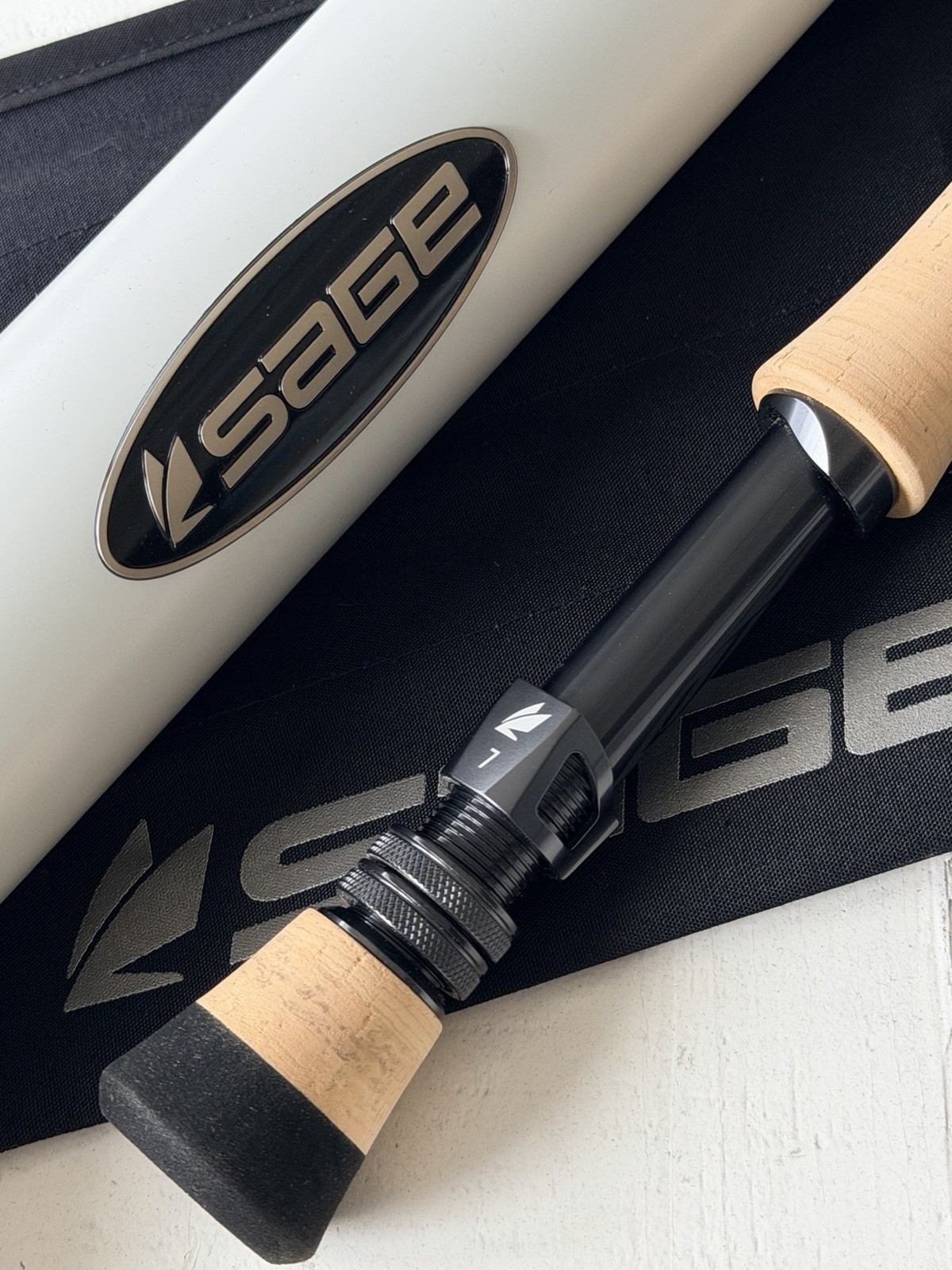 **BEAUTIFUL** 🔥 SAGE R8 Core 7wt 9’ft FlyRod!!🔥~LEGENDARY~🔥