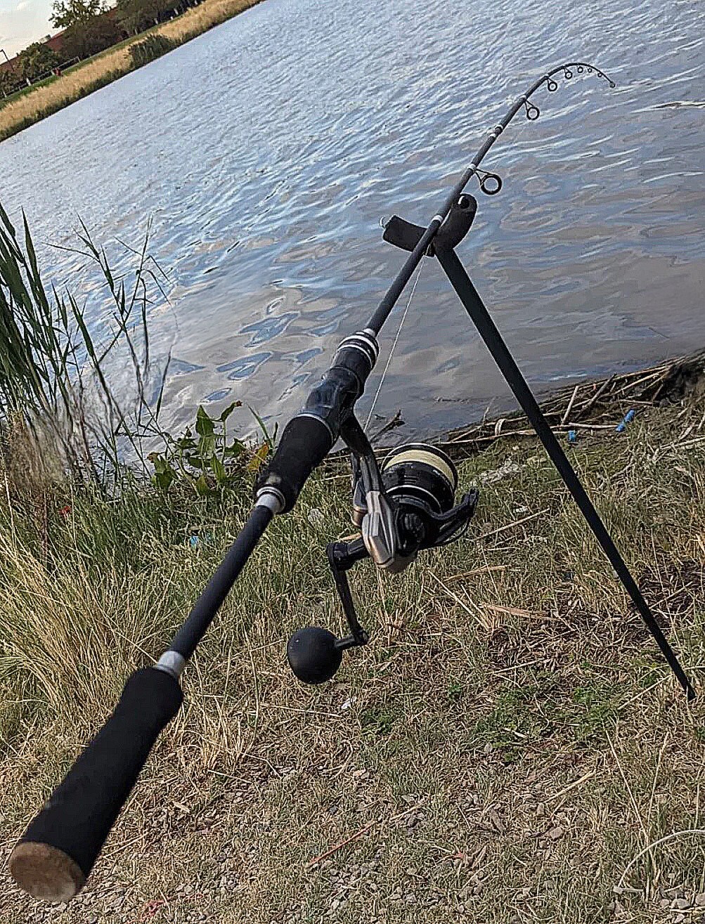 Fishing Spinning Rod Carbon Fiber Medium Fast Lightweight Portable Black 7ft 8ft