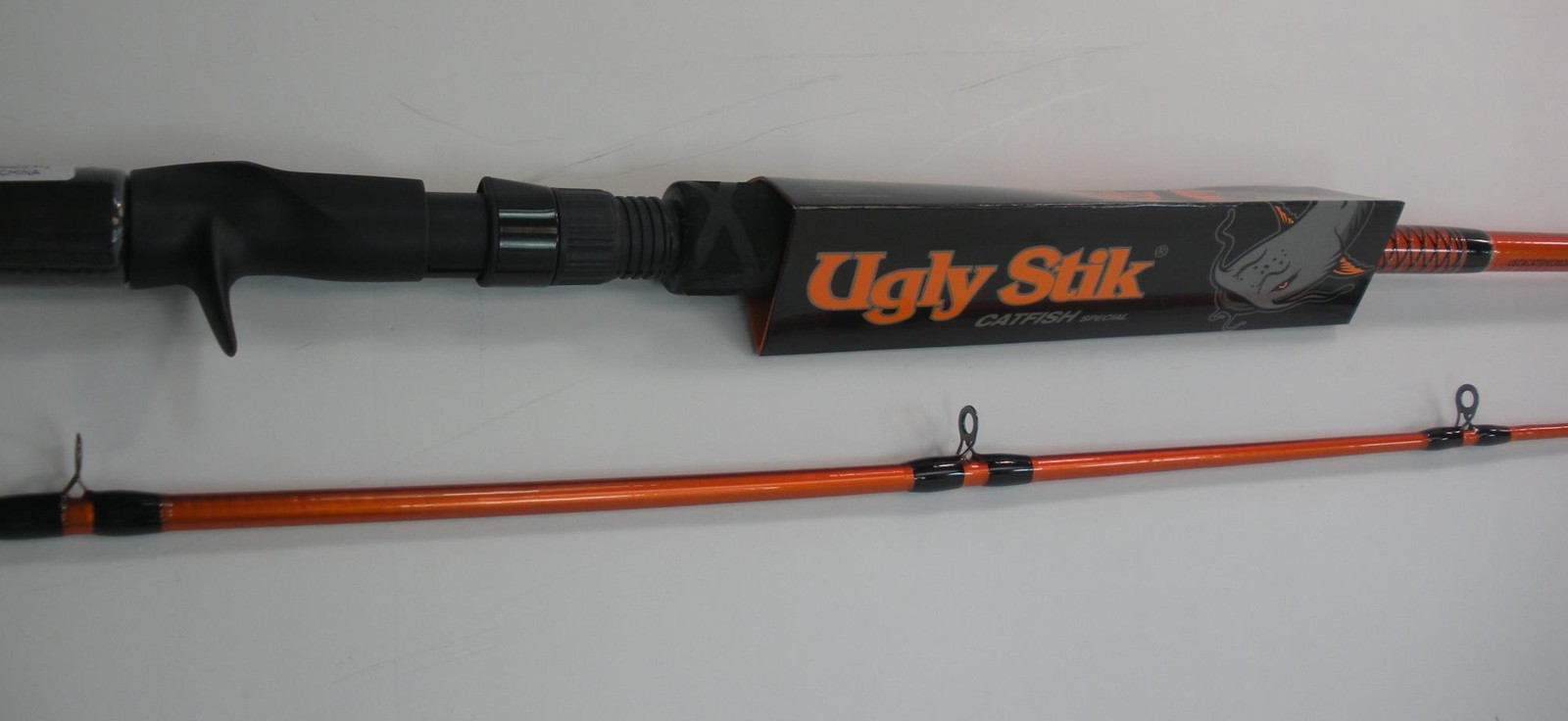 Shakespeare Ugly Stik 1521519 USCACATSPEC802mh 8 Ft–2 Pc Casting Rod