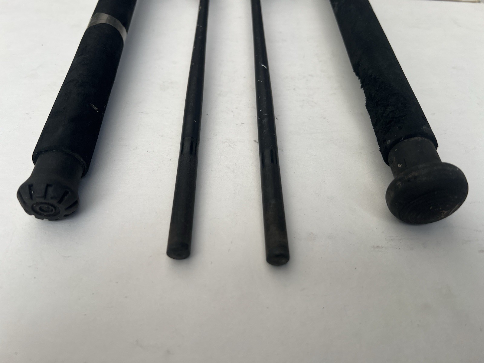 2x Montague MC70 7’ Two Piece Large Spinning Salmon Fishing Rod 12-20 lb Vintage