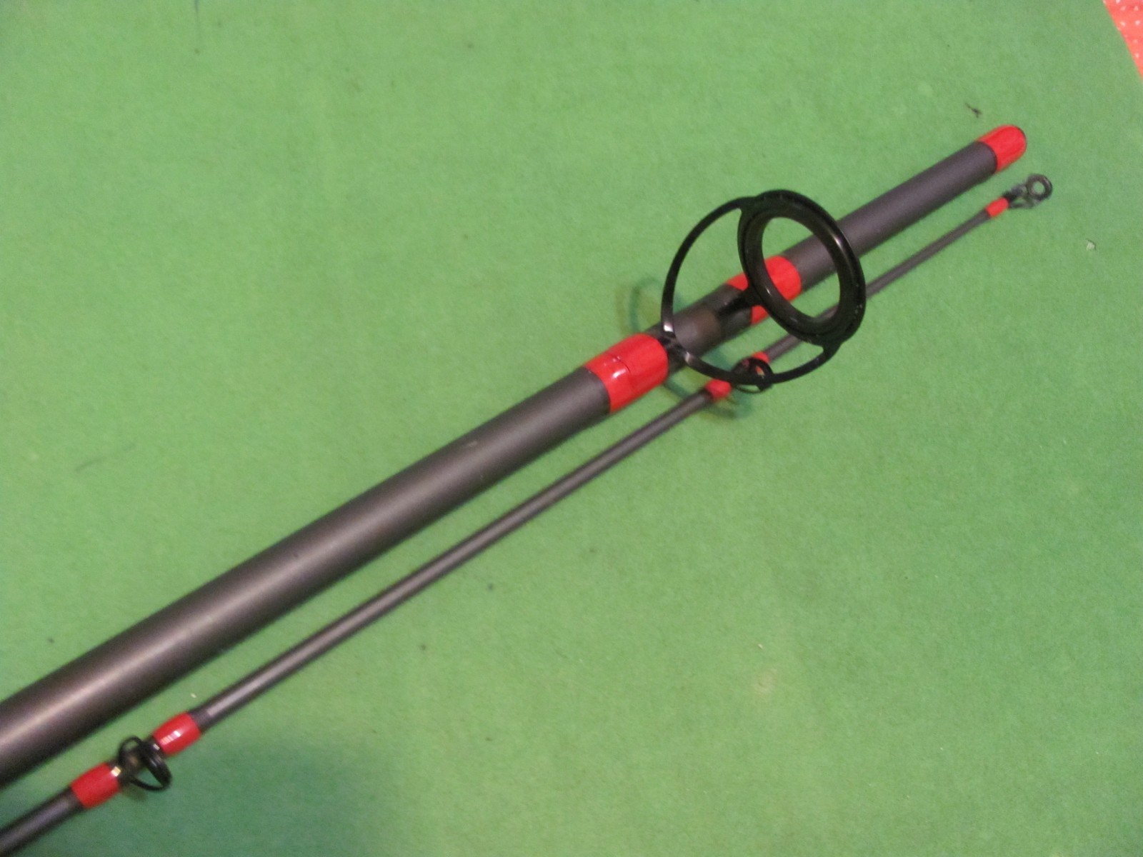Tsunami RIGGED N READY 9′ 0″ Medium Heavy Action 2-Piece Spinning Surf Rod.