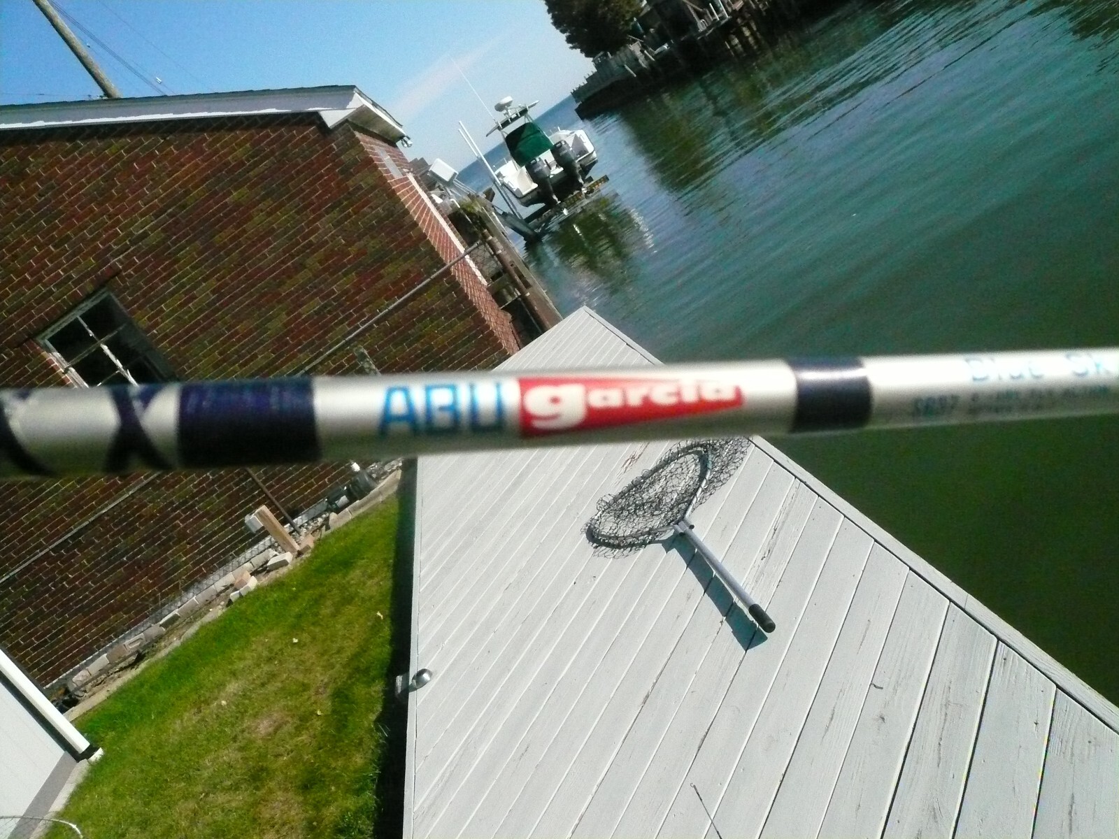 ABU GARCIA BLUE SKY FLY ROD S637 6/7 DRY FLY ACTION LINE WT. 8 FT ,2 PIECE