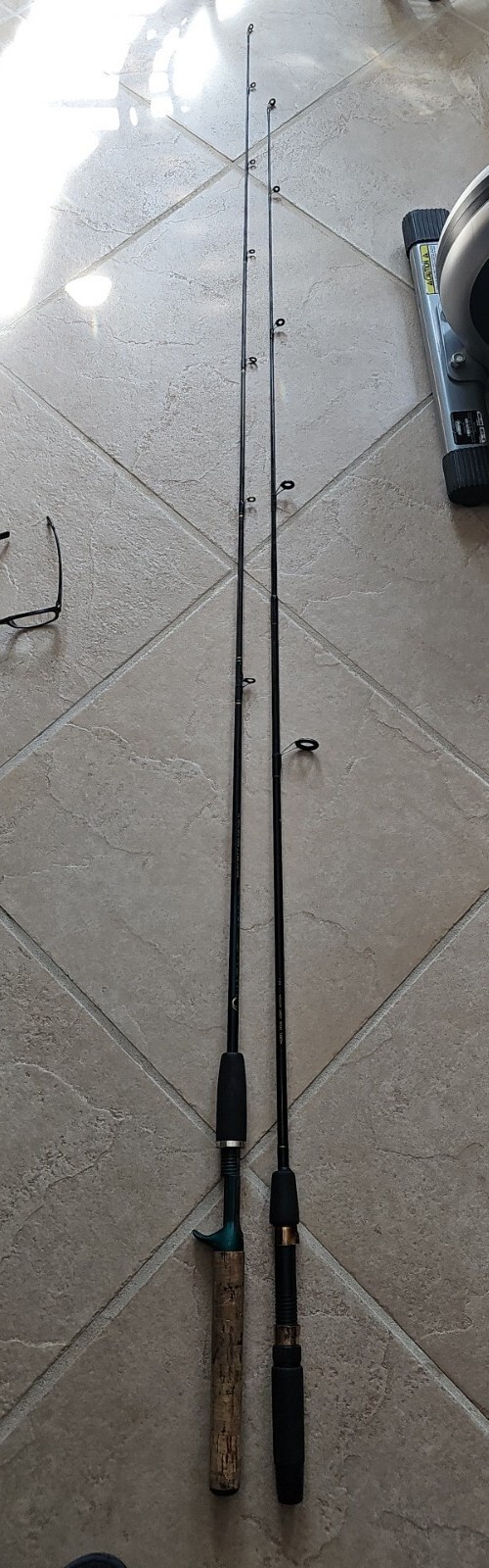 2 RODS QUANTUM XL GRAPHITE MODEL QXLC 60M 6′ MED. ACTION CASTING ROD 1 PC.