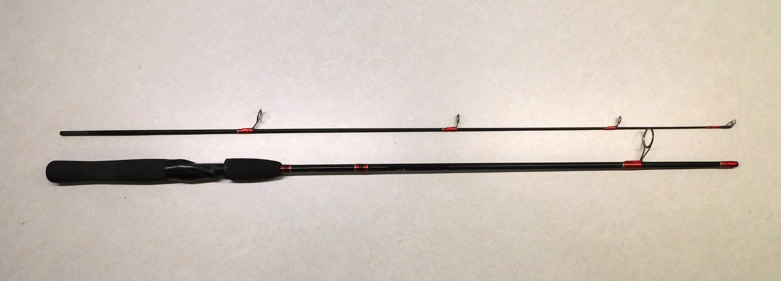 Shakespeare Synergy Steel SYSTSP 56 2L, 5’6″ Fishing Rod (2 piece)