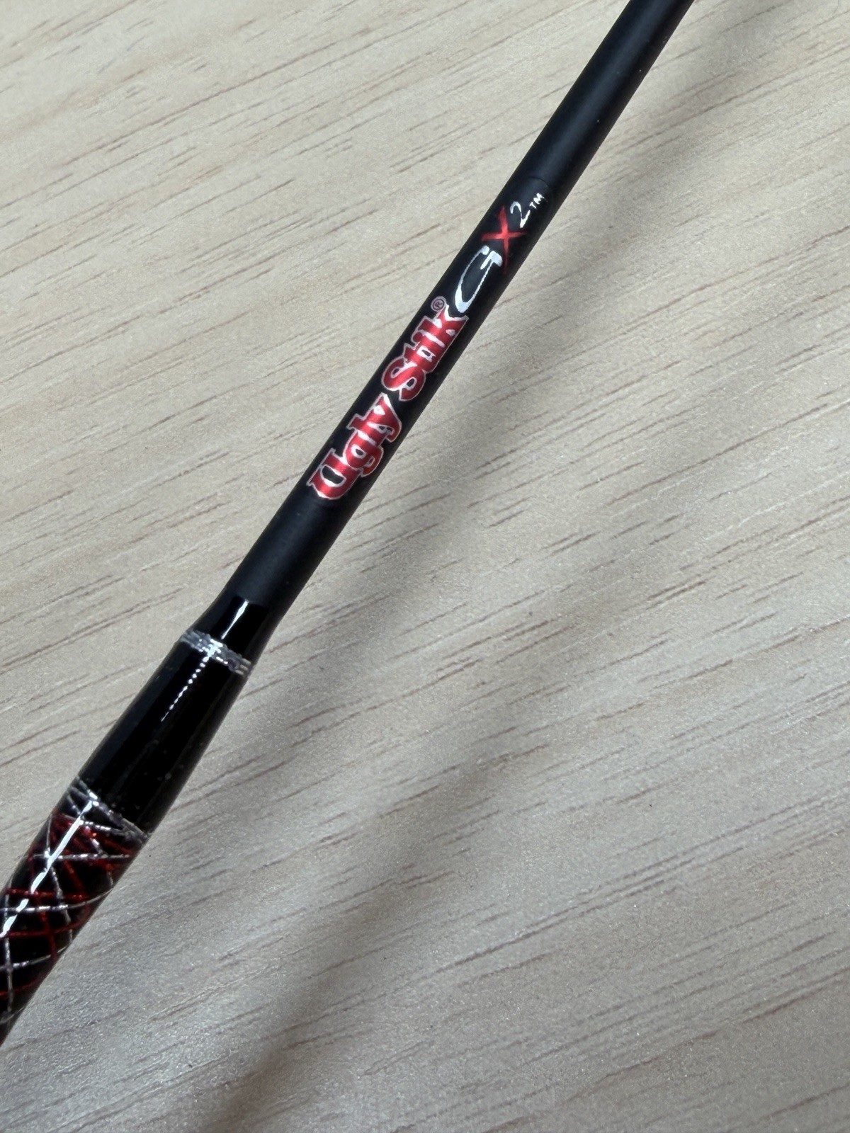 Ugly Stik GX2™ ICE SPINNING ROD 26”