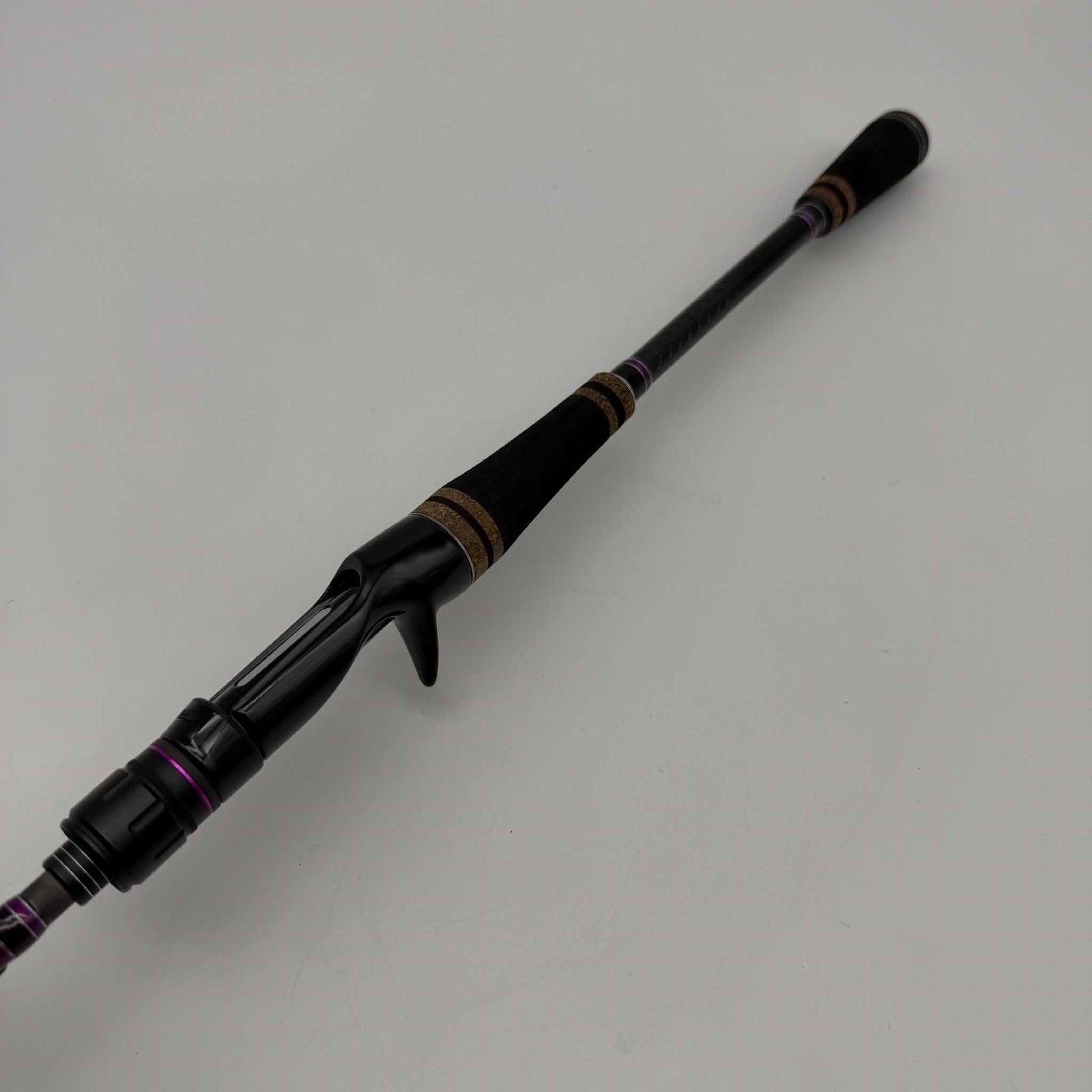 6’6 Gamakatsu Fishing Rod Luxxe Avenge Bait Casting 2 Piece Med-Light (B66M-R)