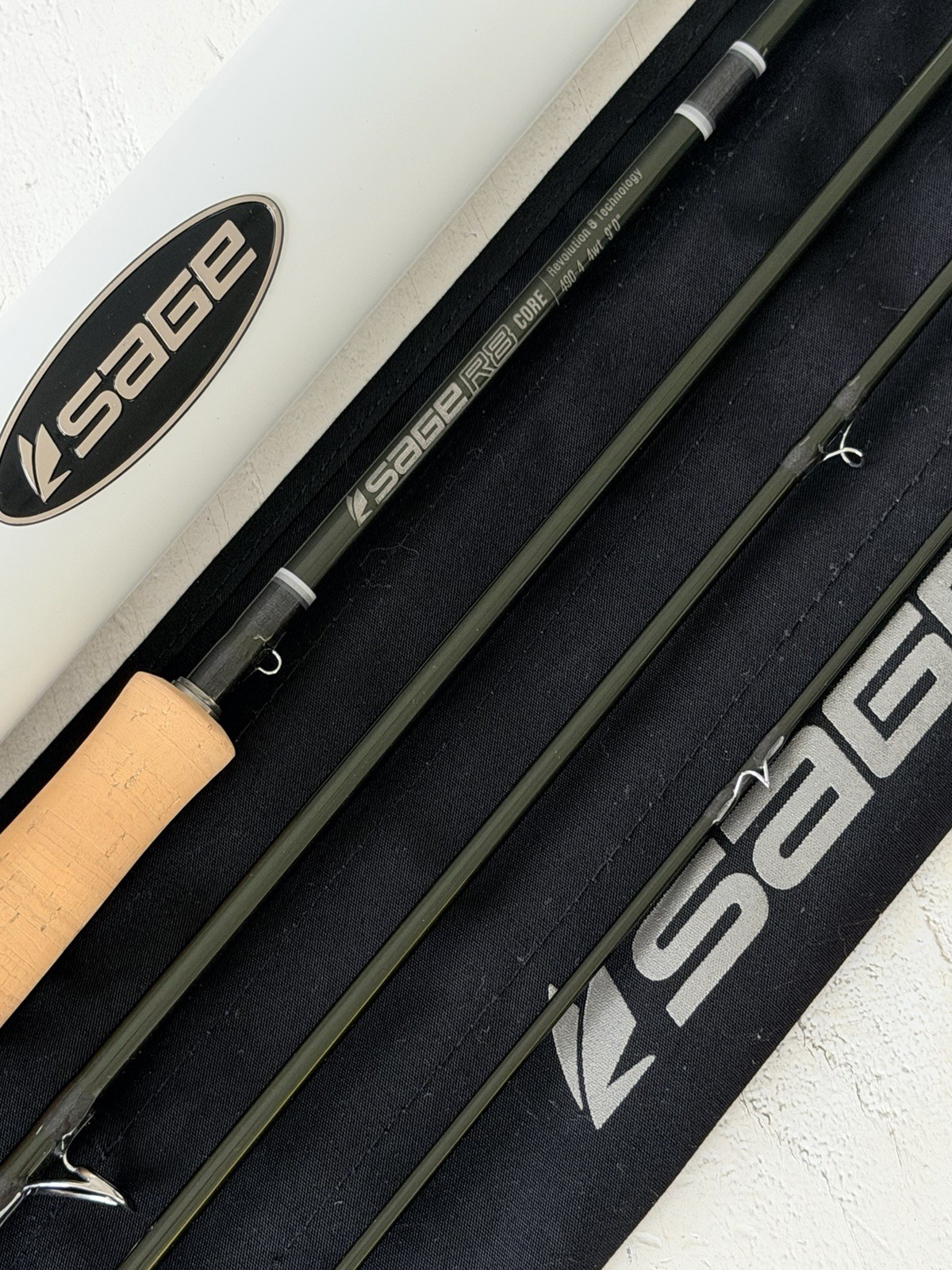 **BEAUTIFUL** 🔥 SAGE R8 Core 4wt. 9’ft FlyRod!!🔥~LEGENDARY~🔥