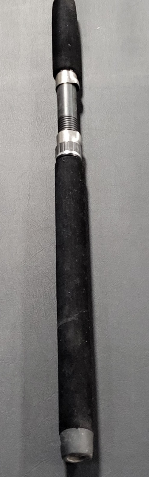 Penn Baymaster Model 3210C 6 Foot, 1 Piece Spinning Rod, Line 12-30lbs. VG+ Cond
