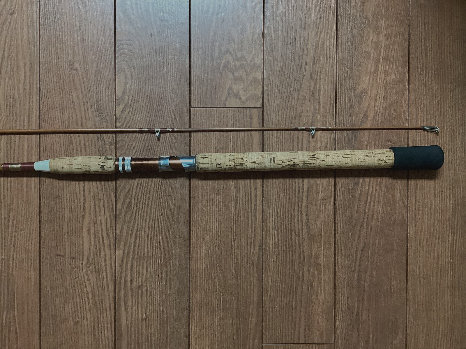 Vintage TRUE. TEMPER Fiberglass MODEL 2804 Spinning Rod 2 pcs. & 8 1/2 foot