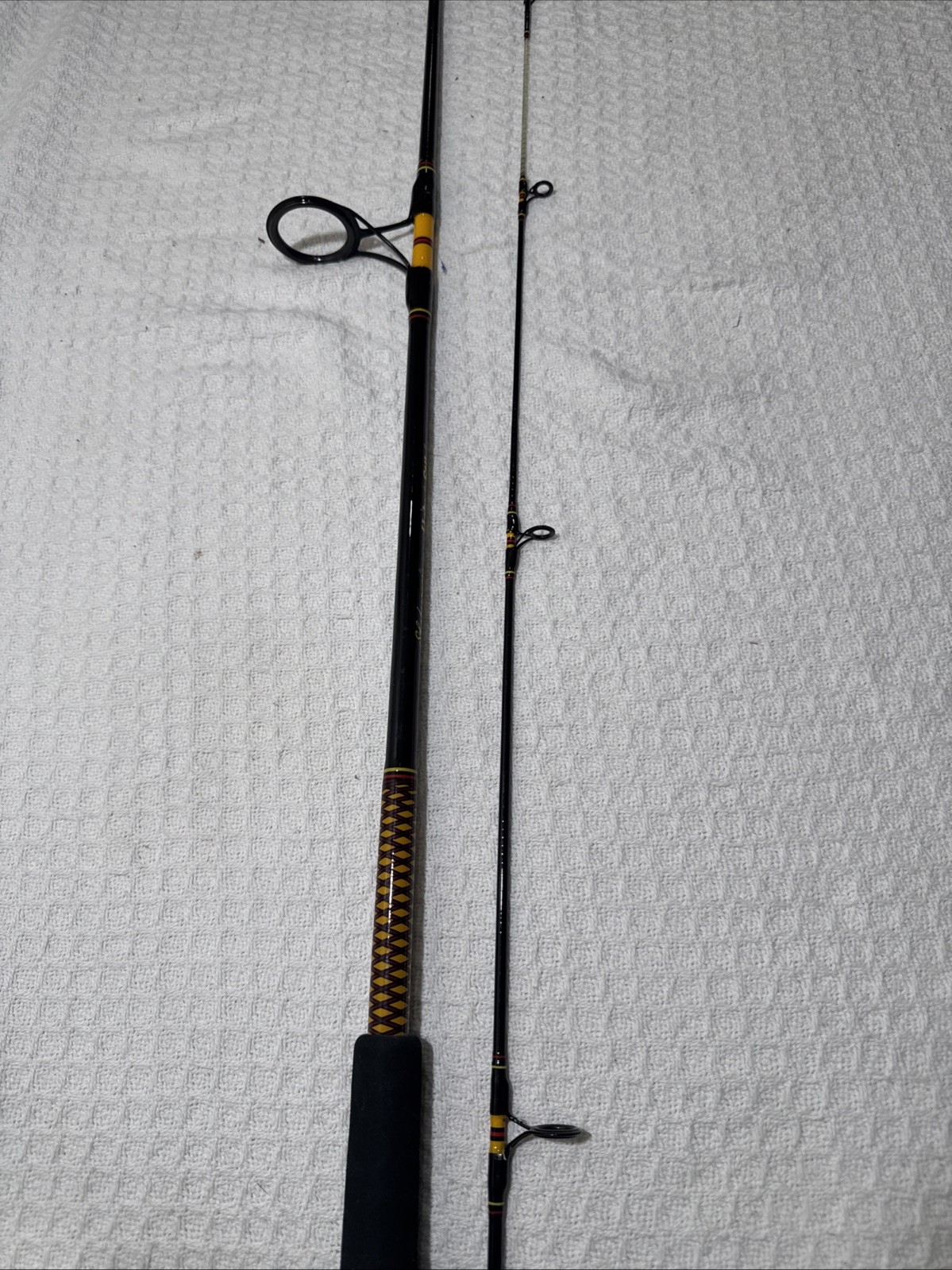 Shakespeare Ugly Stik BWS 1100 11’ Heavy Action Fishing Rod 12-40 lb Line Combo