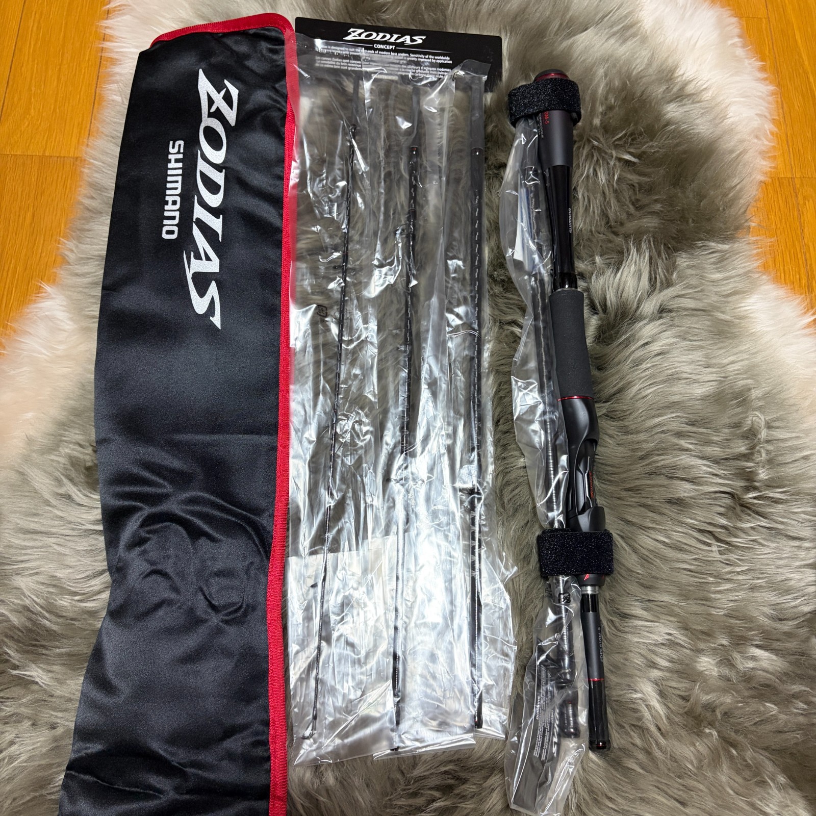 Shimano 21 Zodias Pack Rod C610M-5 Equipped with Carbon Monocoque Grip Compact