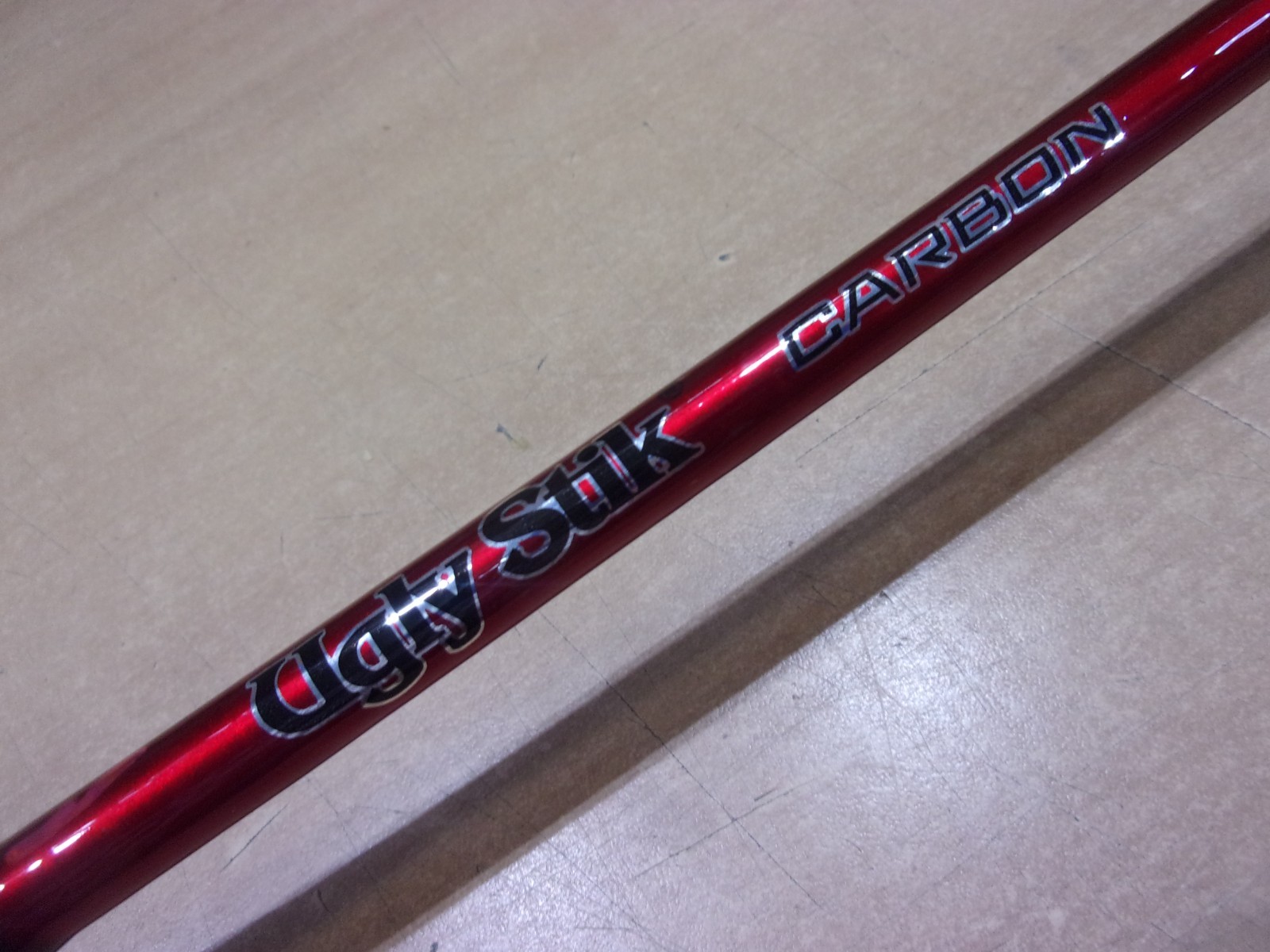 SHAKESPEARE UGLY STIK CARBON 6 foot 6 inch Medium spinning rod