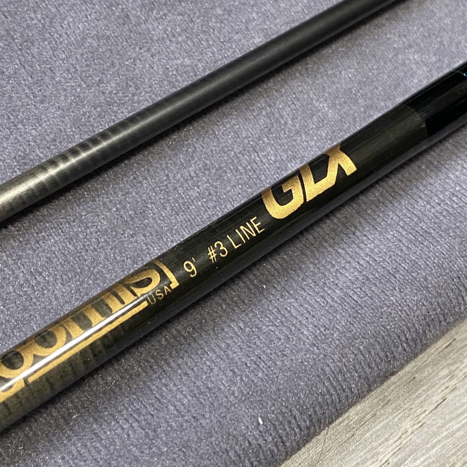 [Beautiful] G. Loomis GLX FR1083 9’0″ 3wt Fly Rod