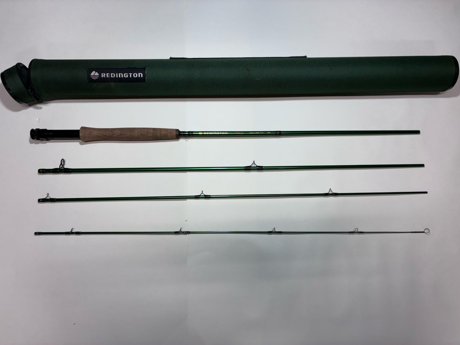 Redington Vice 590-4 Fly Rod 9′ 5wt 4pc Fast Graphite Green w/ Tube
