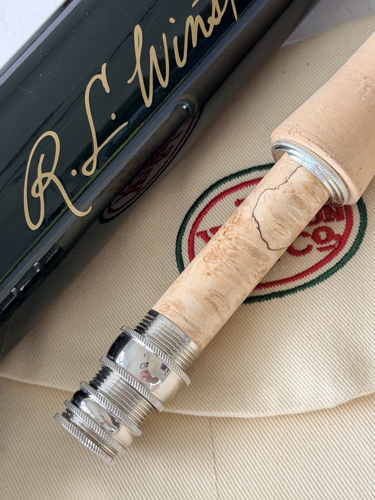 **BEAUTIFUL** 🔥 R L WINSTON PURE 2. 5wt. 9’ft~4pc FlyRod🔥~LEGENDARY~🔥