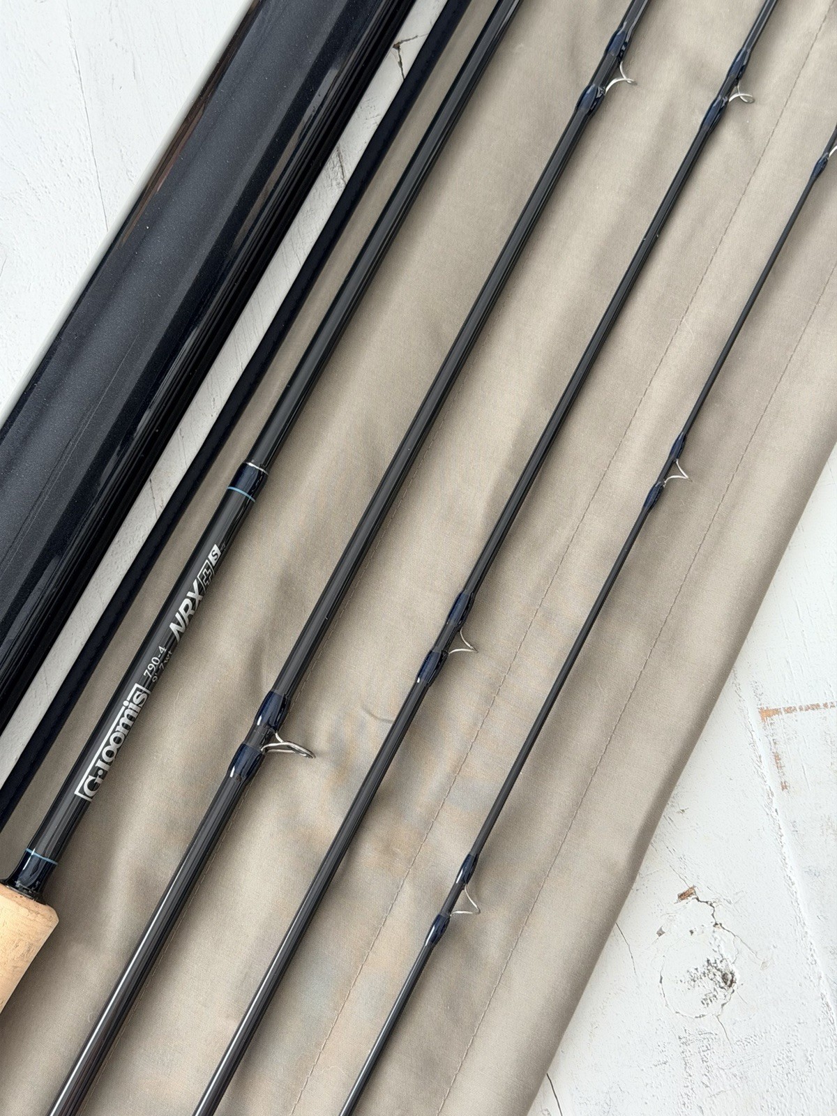 **BEAUTIFUL** 🔥 G LOOMIS NRX+ S SALT 7wt. 9’ft~4pc fly rod!🔥~LEGENDARY~
