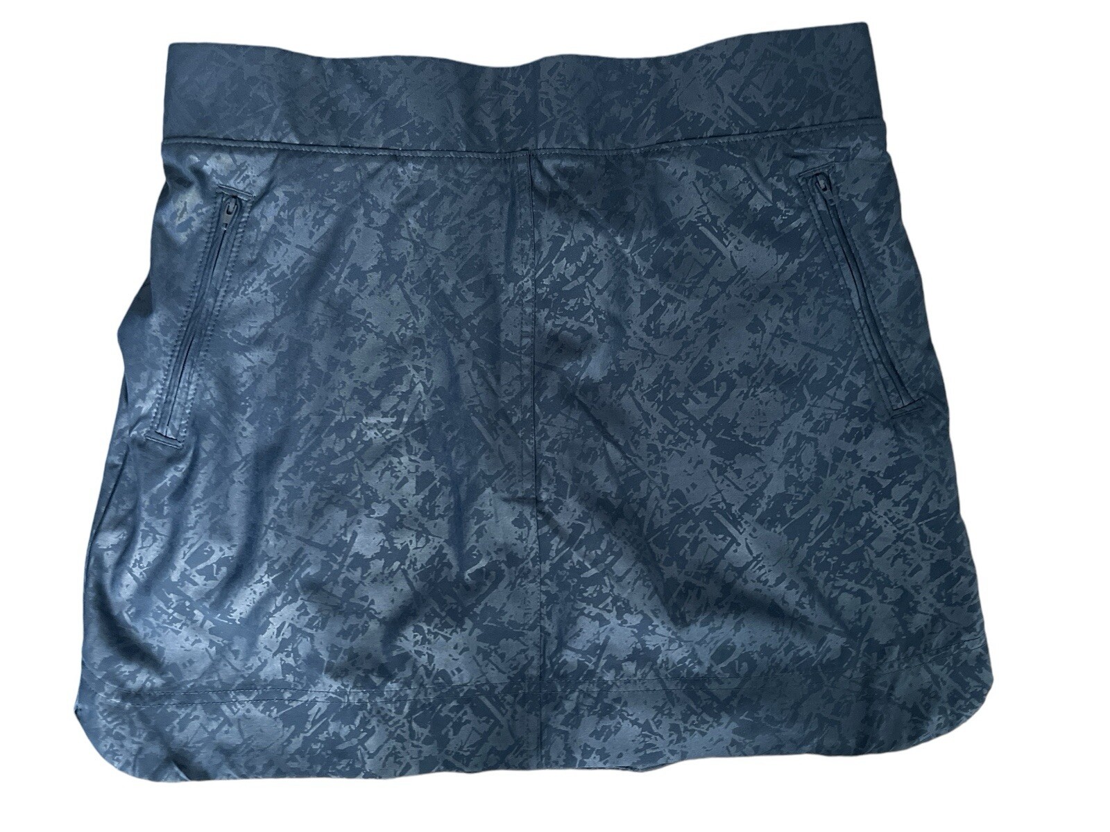 NWT Orvis Ladies Navy Shattered Glass Print Travel Skort, Size Medium