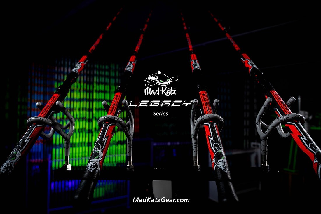 Mad Katz Red Legacy Nano -Med/Heavy Action 20-60 lb 2-16 oz Lure (Casting)