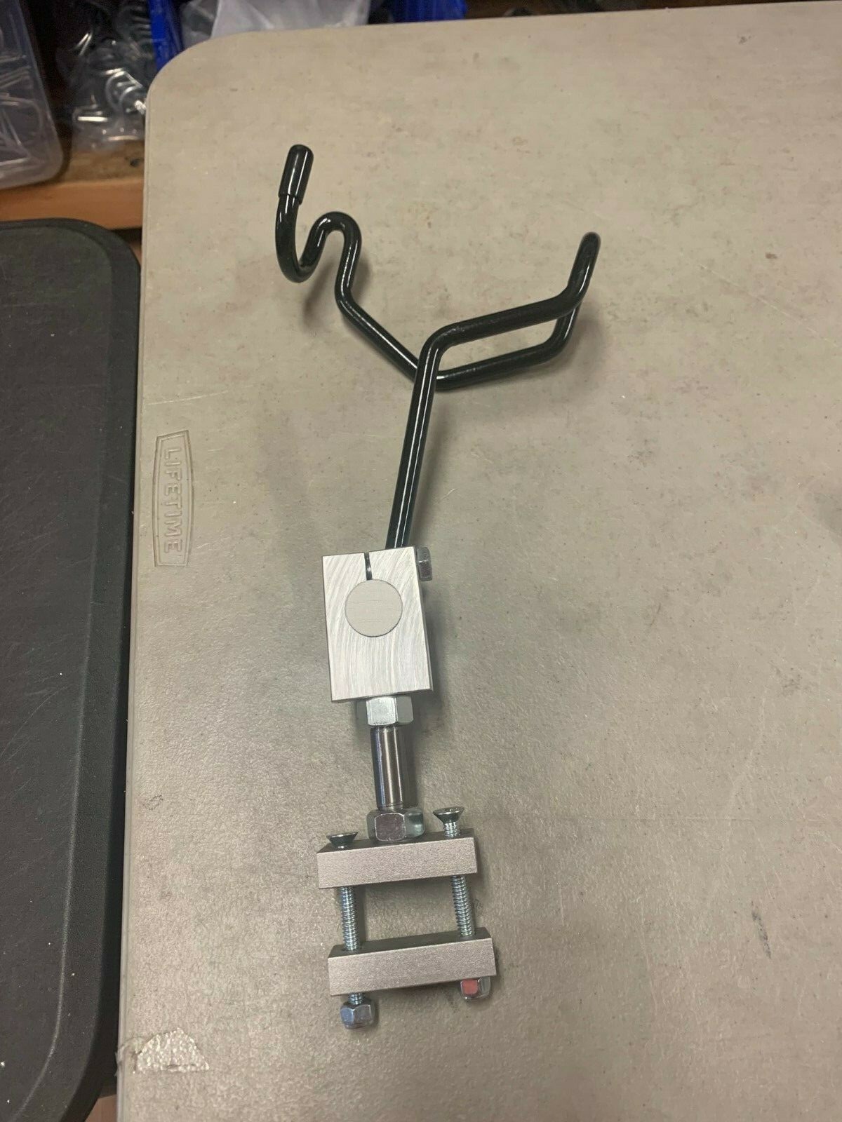 Fully Adjustable Single rodholders for pontoon rails