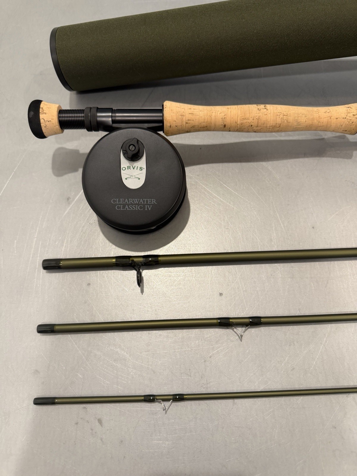 Orvis Streamline 2 9’ #8wt 4pc. Fly Rod And Clearwater Fly Reel- 908-4 Tip Flex
