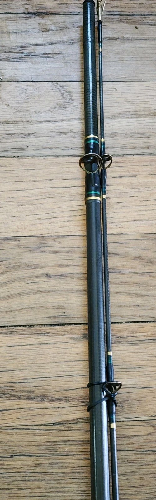 Quantum XL Graphite QSLC 86M 8’6″ 2PC MEDIUM 8-20LB DRIFT Casting Rod KOREA EUC