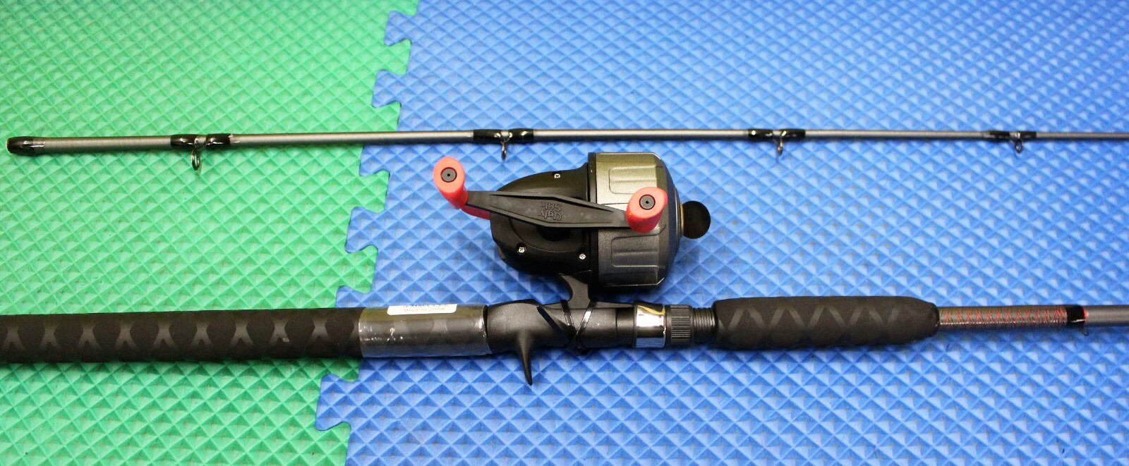 Shakespeare Ugly Stik Ugly Tuff Spincast Cbo 7’0″MH USTUFCA702MH/SC20CBO 1539107
