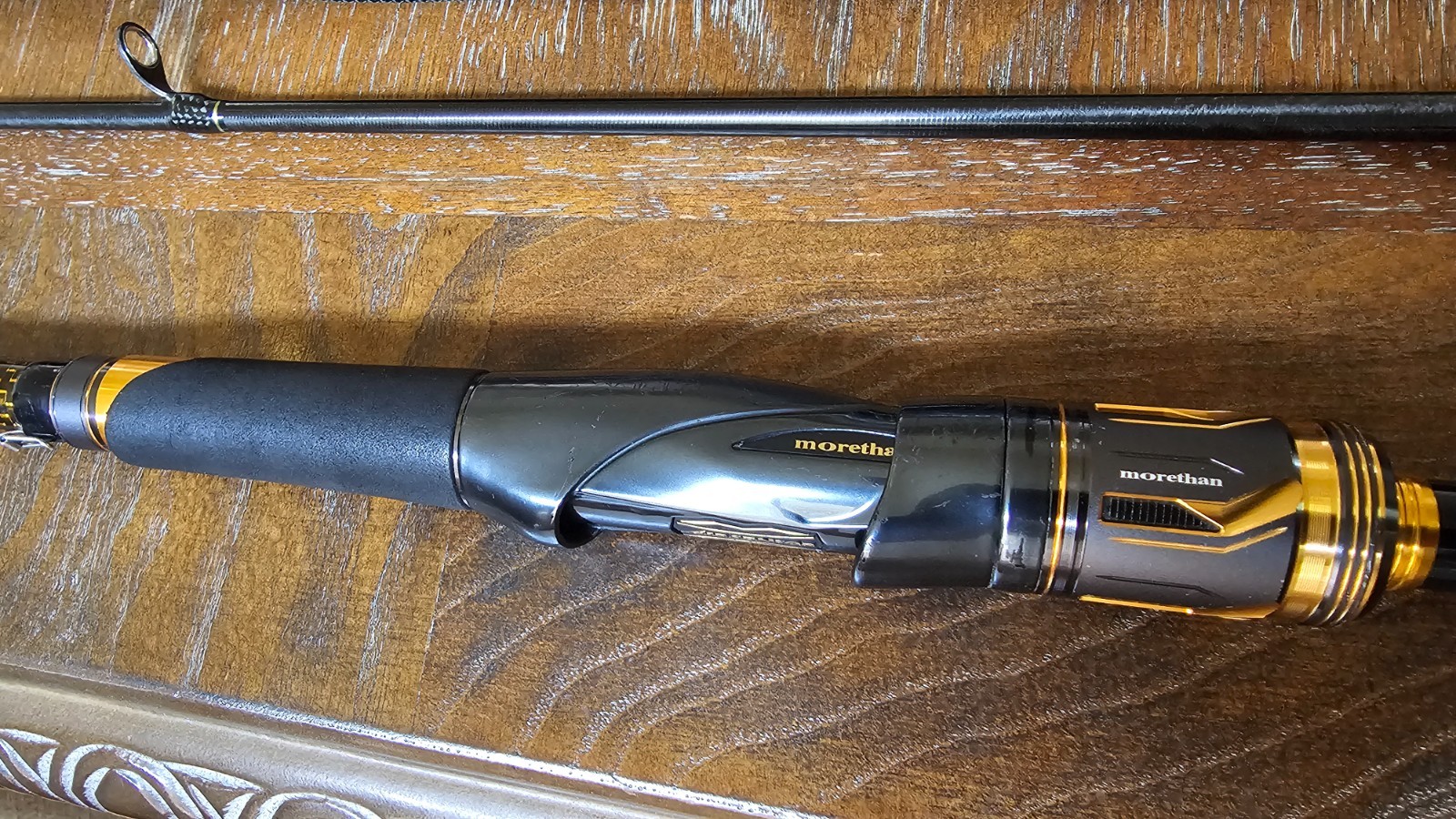 Daiwa Morethan Branzino EX AGS 98M/MH