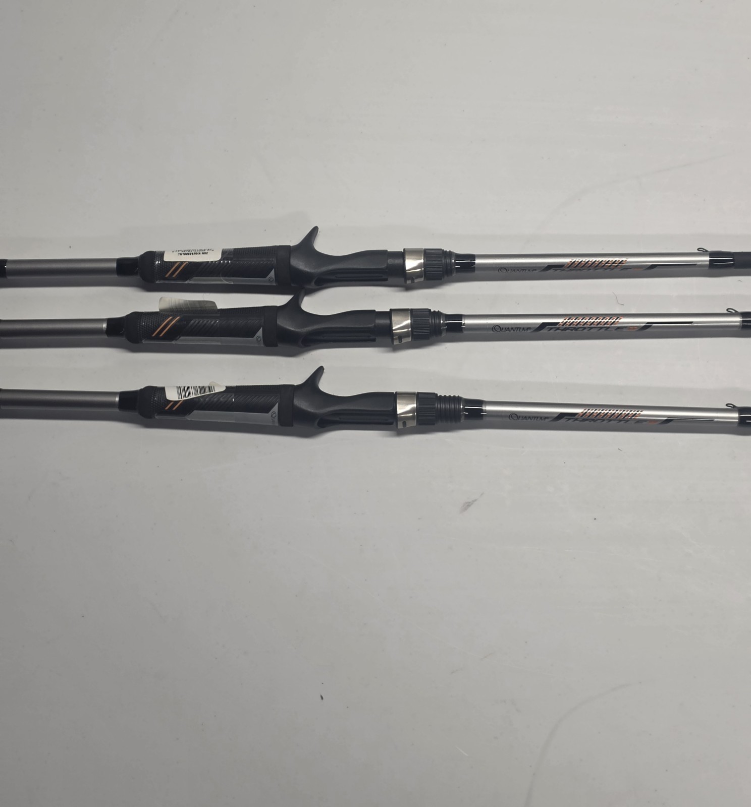 (LOT OF 3) Quantum Throttle II (2) 6’9″ Medium Heavy 1pc Casting Rods