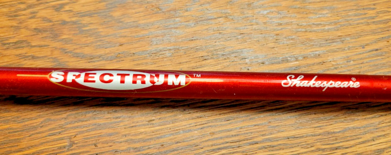 Shakespeare Spectrum SC20 56-2M Casting Fishing Rod 5’6″ Red 2-Piece Medium
