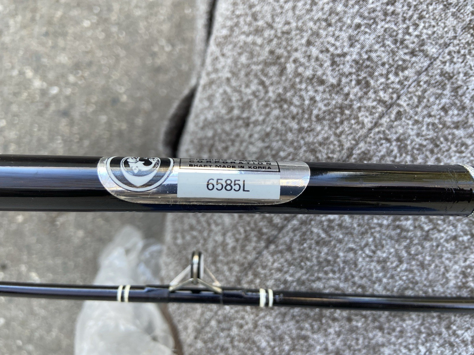 VINTAGE NEVER USED MASTER FISHING TACKLE 6585L 8′ 8″ SURF ROD