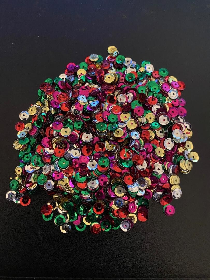 1000 SEA FISHING SEQUINS / MIXED ATTRACTORS 7MM