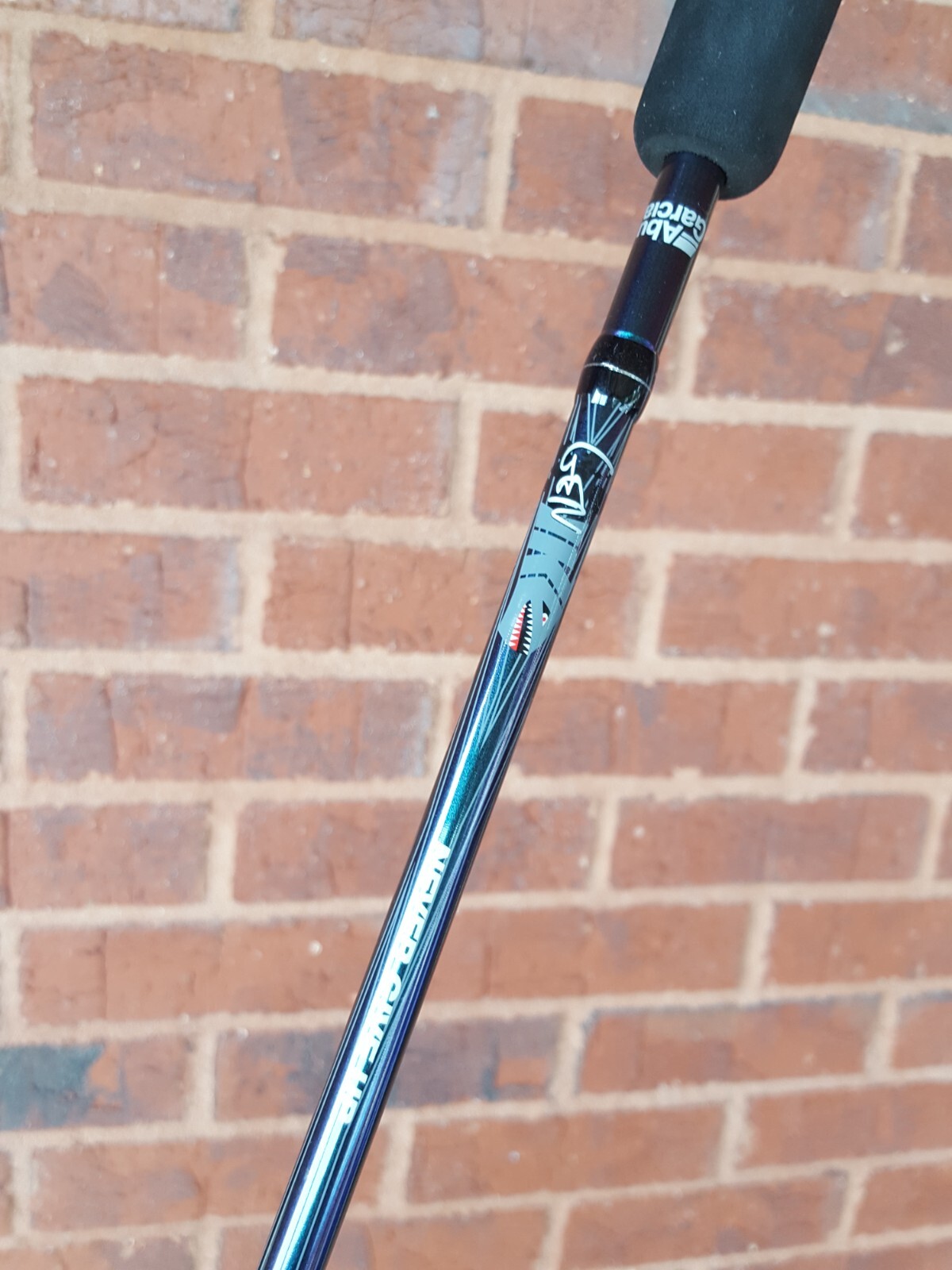 6’6″ Medium GENIKES661M 8-15lb Line 1/4-5/8oz Lure Fishing Rod “Never Give Up”