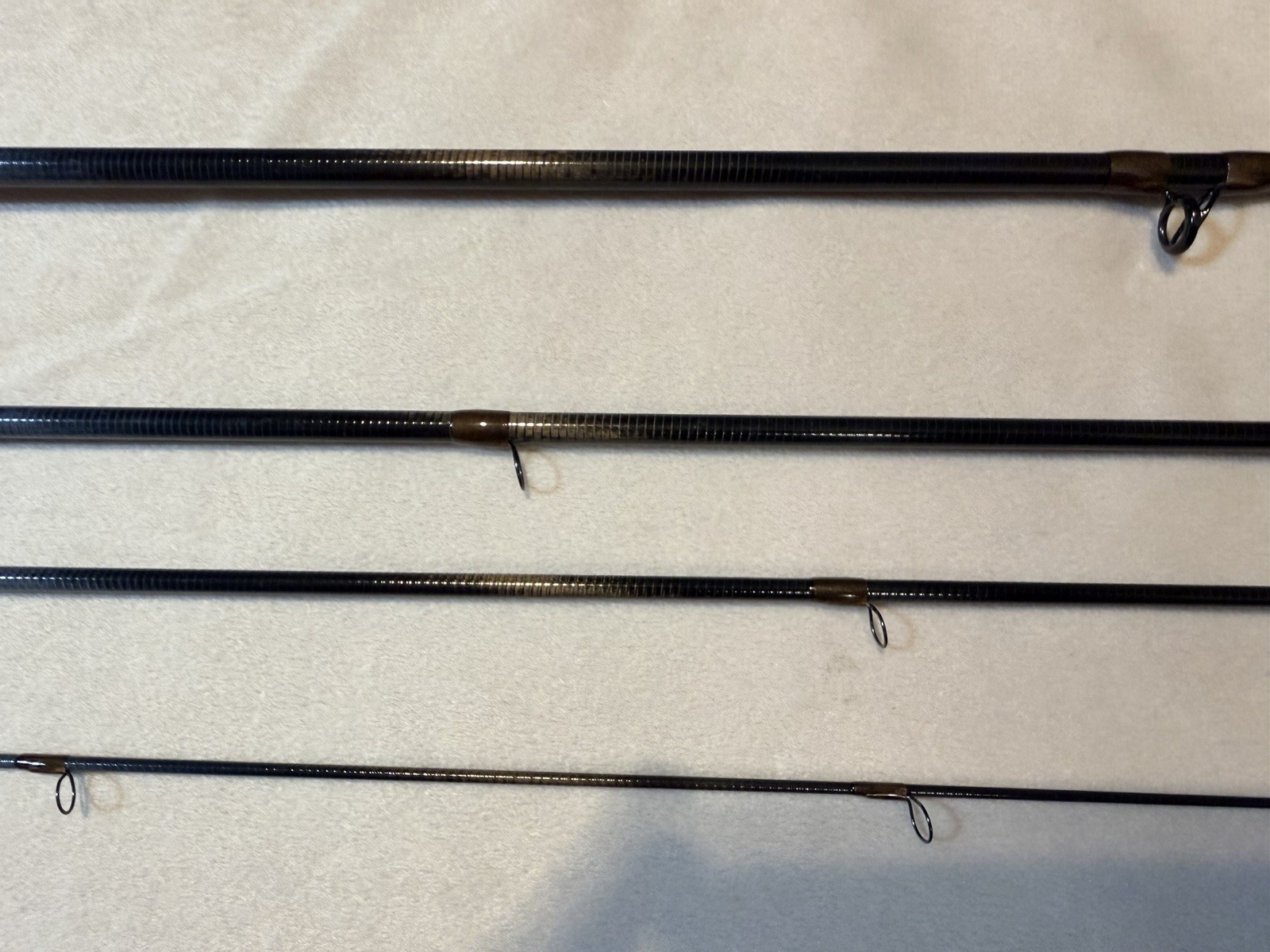 Thomas & Thomas Contact II 1092-4 Fly Rod 10’9″ 2wt 4pc Tube & Sock
