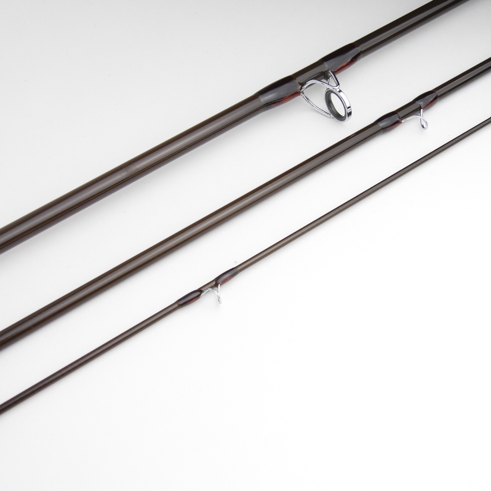 Sage Graphite III 9100-3RPL Fly Fishing Rod. 10’. 9wt. W/ Tube & Sock.