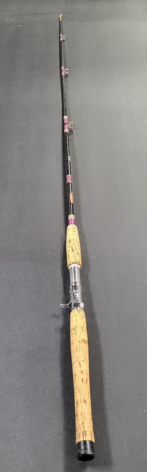 ST. CROIX 5’6″ Genuine “Double Power” 1PC Fiberglass Musky Rod 5500, 4 Guides