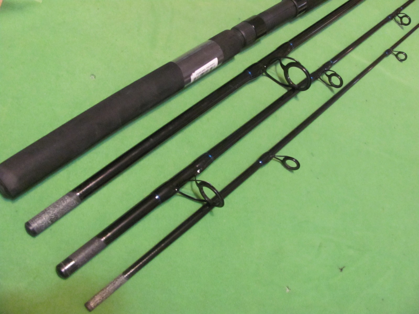 Tsunami SEATECH 9′ 0″ Medium Heavy Action 2 in 1 Boat/Surf 3-Piece Spinning Rod