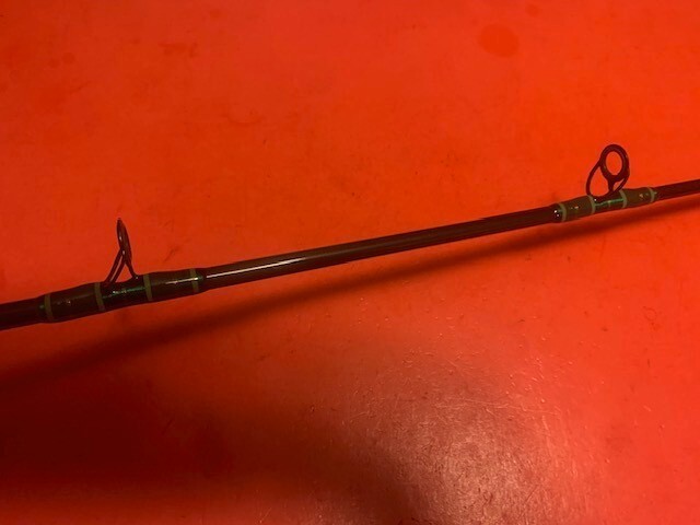 CUSTOM BUILT GLOOMIS BB965 GL2 8 FOOT 15 TO 30 LB. CONVENTIONAL BAITCASTING ROD