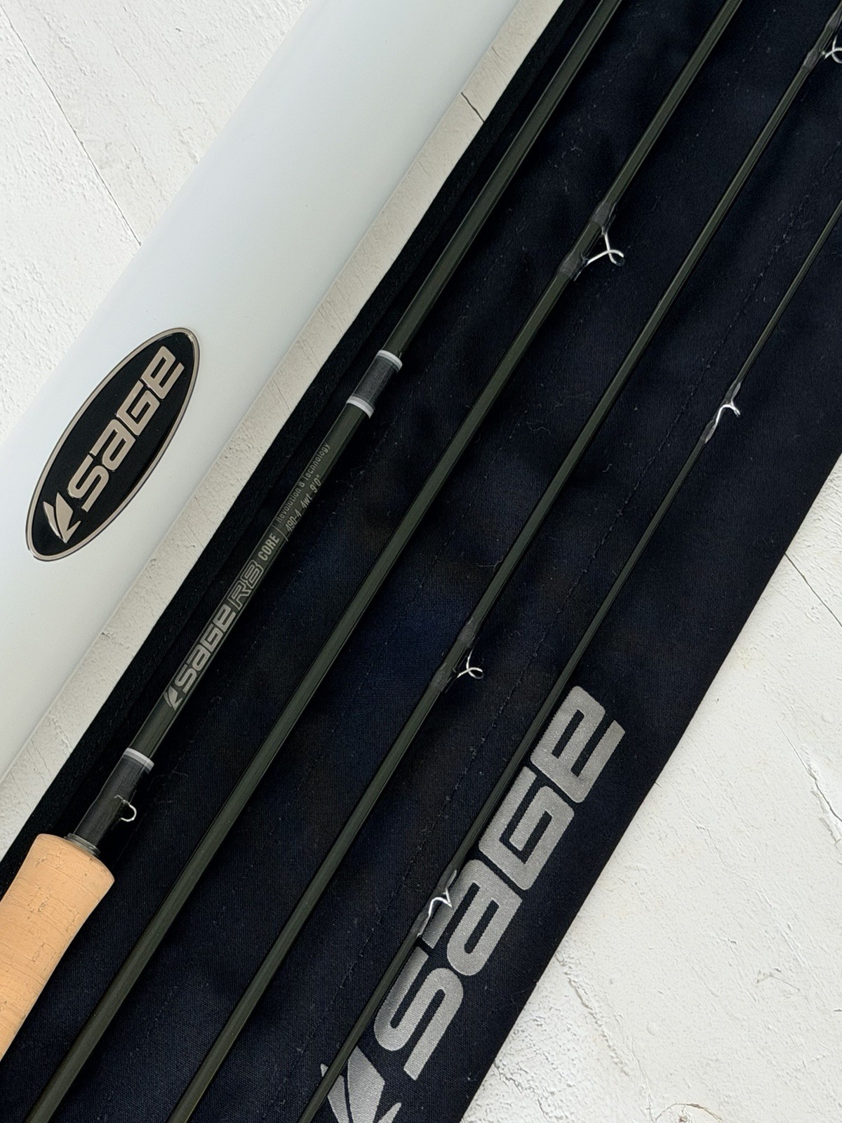 **BEAUTIFUL** 🔥 SAGE R8 Core 4wt. 9’ft FlyRod!!🔥~LEGENDARY~🔥