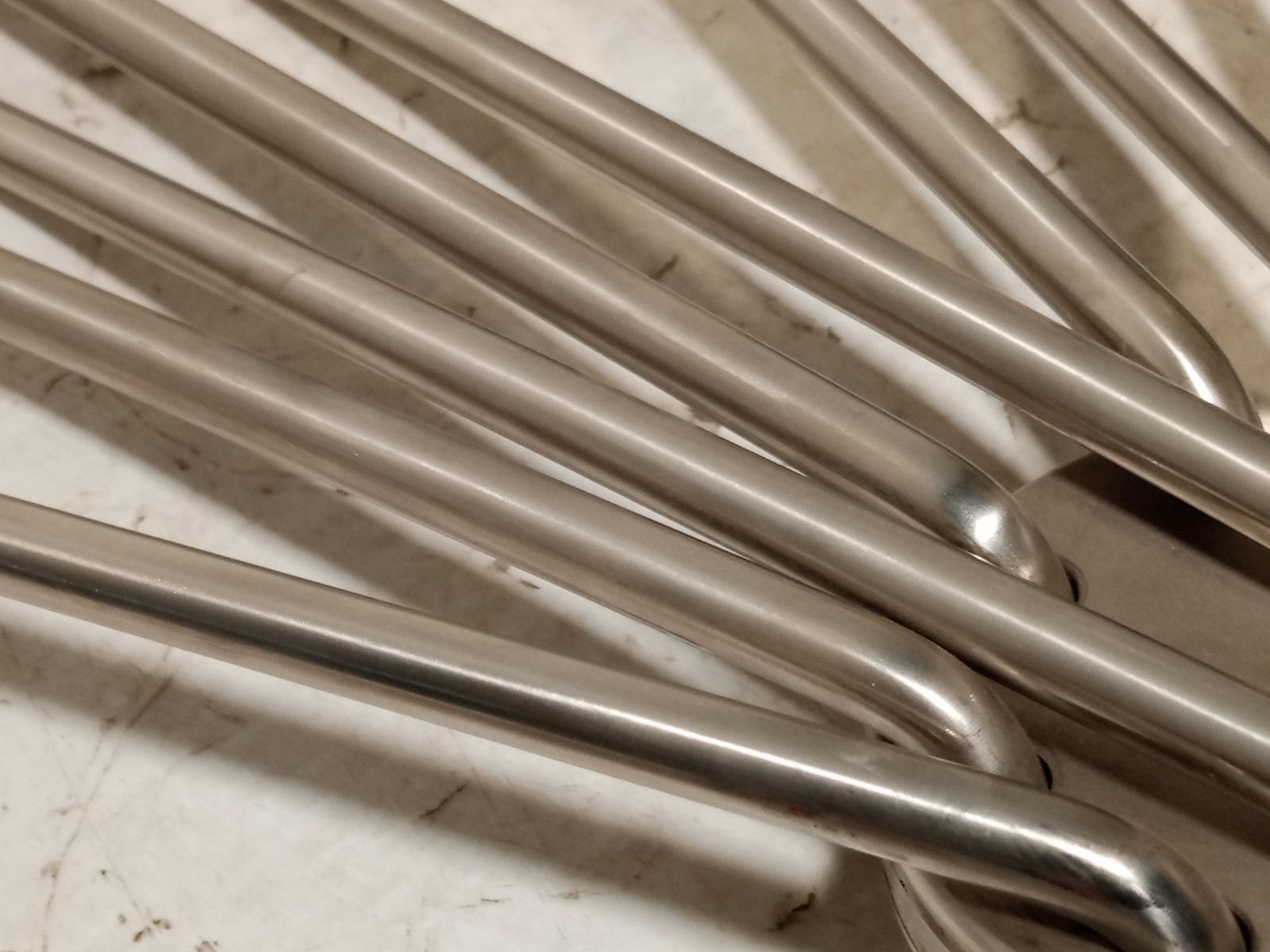 Unbranded stainless steel head with 8-rod arms, 12in rods, as shown