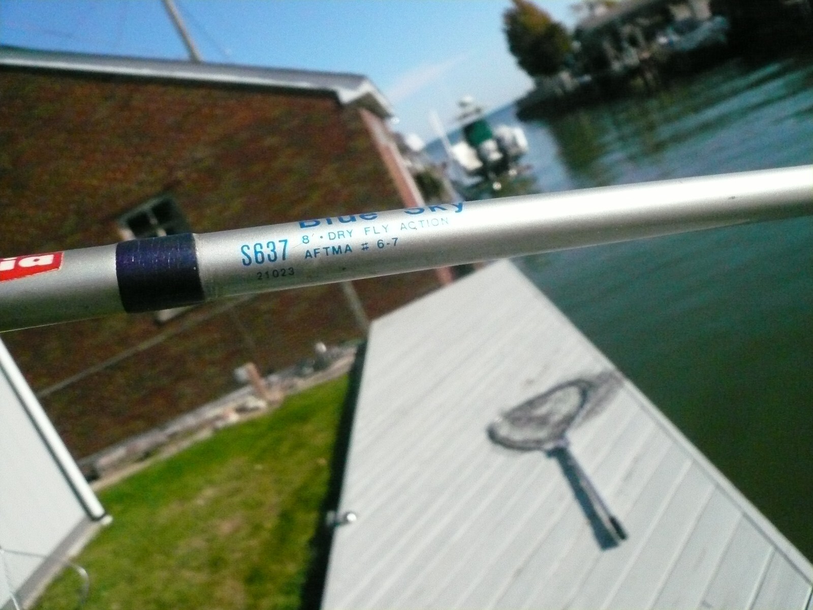 ABU GARCIA BLUE SKY FLY ROD S637 6/7 DRY FLY ACTION LINE WT. 8 FT ,2 PIECE