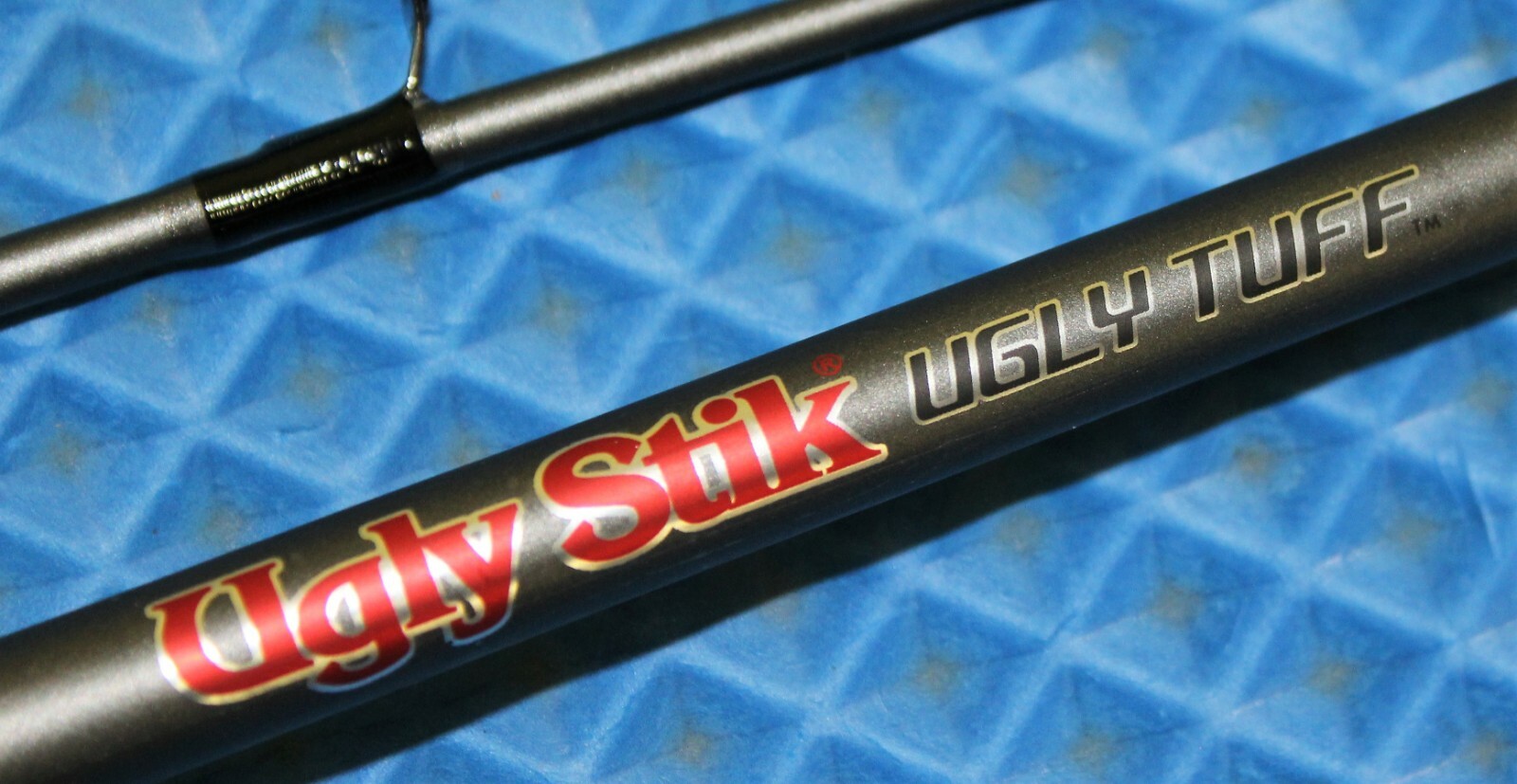 Shakespeare Ugly Stik Ugly Tuff Spincast Combo 6′ 6″ M USTUFCA662M/10CBO 1539106